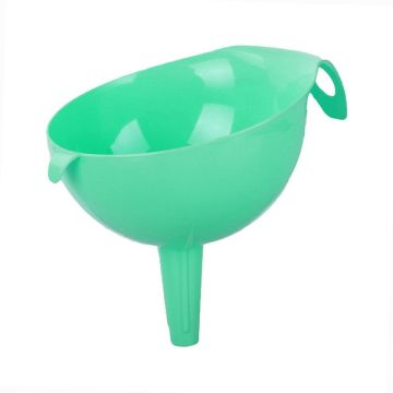 Воронка d-10,0см, пластик, Россия